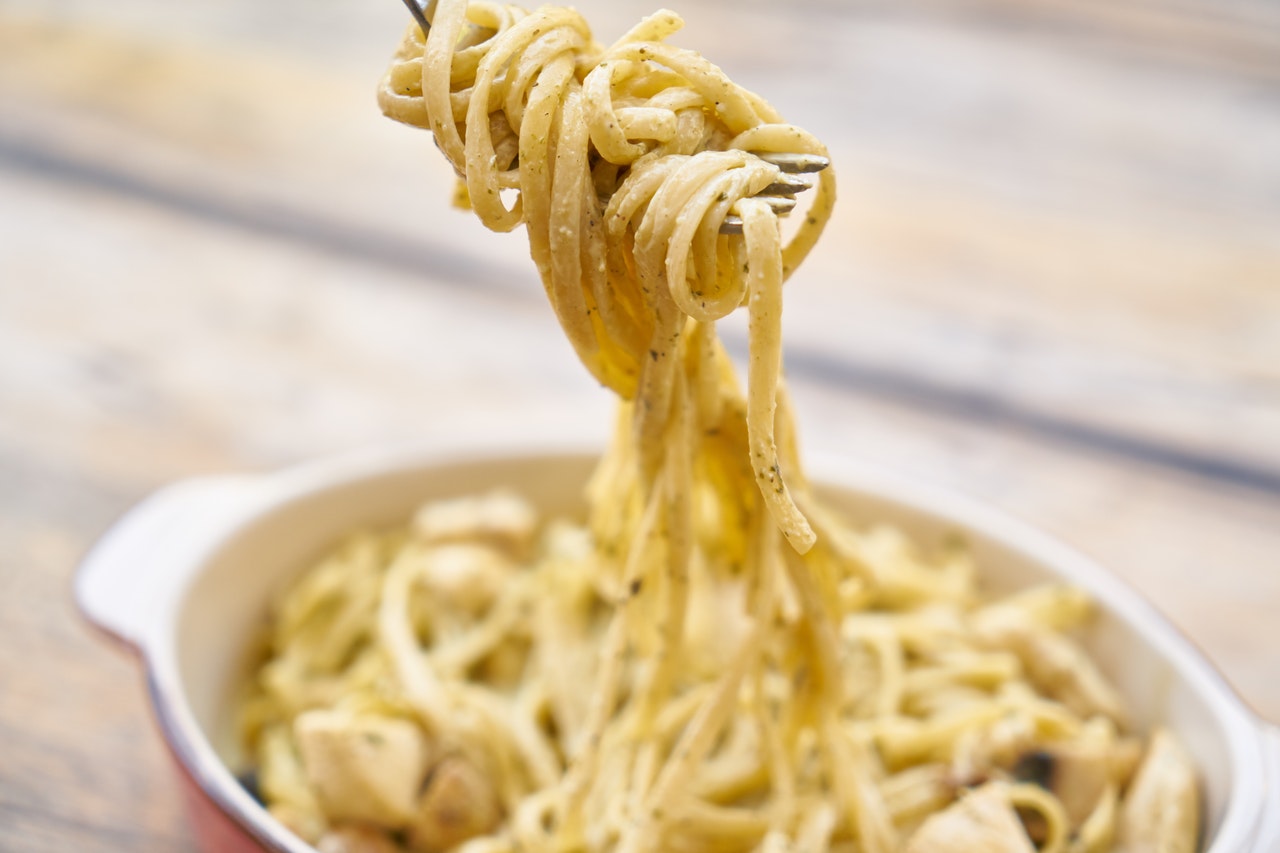 pexels-engin-akyurt-2703468 Íme a tökéletes carbonara spagetti receptje